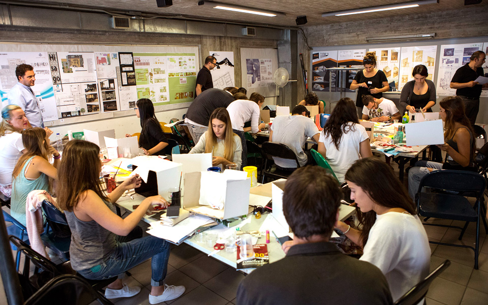 be-a-student-for-a-week-στη-σχολή-βακαλό-2100259