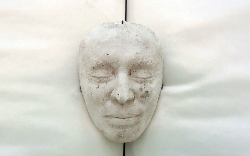 ο-χότζα-επιστρέφει-ως-εγκατάσταση-2102431