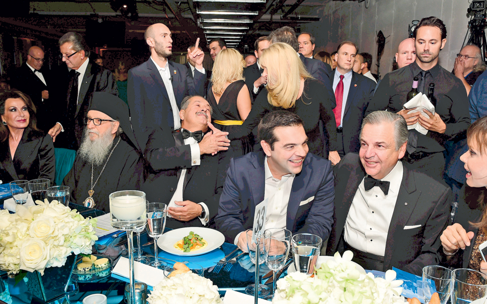 η-συνωμοσία-του-σύμπαντος-2104223