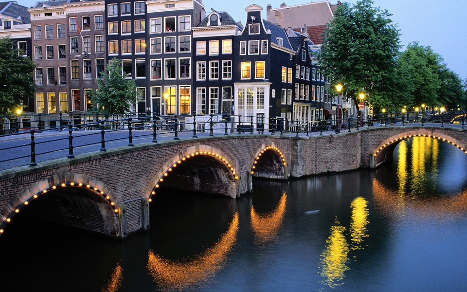 ανακάμπτει-σταδιακά-από-την-ύφεση-η-αγ-2107573