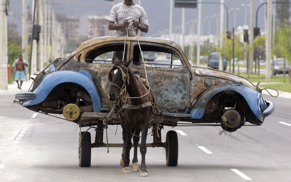 το-κατσαριδάκι-και-οι-αμαρτίες-του-2104251
