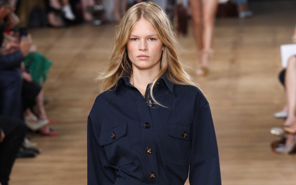 shirt-dress-φθινοπωρινό-power-look-με-τα-σωστά-αξεσουάρ-2104290