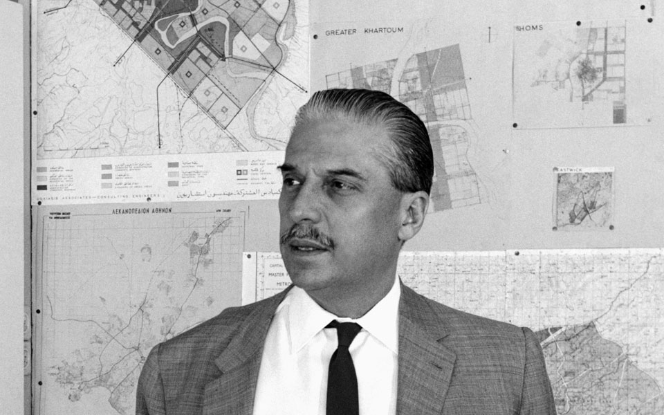 κων-δοξιάδης-μια-διαρκής-παρουσία-2105306