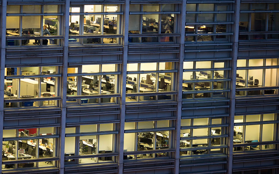 ρευστότητα-64-δισ-ευρώ-για-αγορά-ακινήτ-2104395