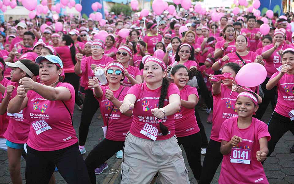 τα-κορίτσια-τρέχουν-για-τα-κορίτσια-2106896
