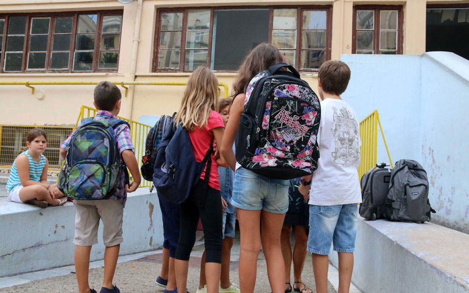 αναστέλλεται-η-επιβολή-φπα-στα-ιδιωτι-2104656