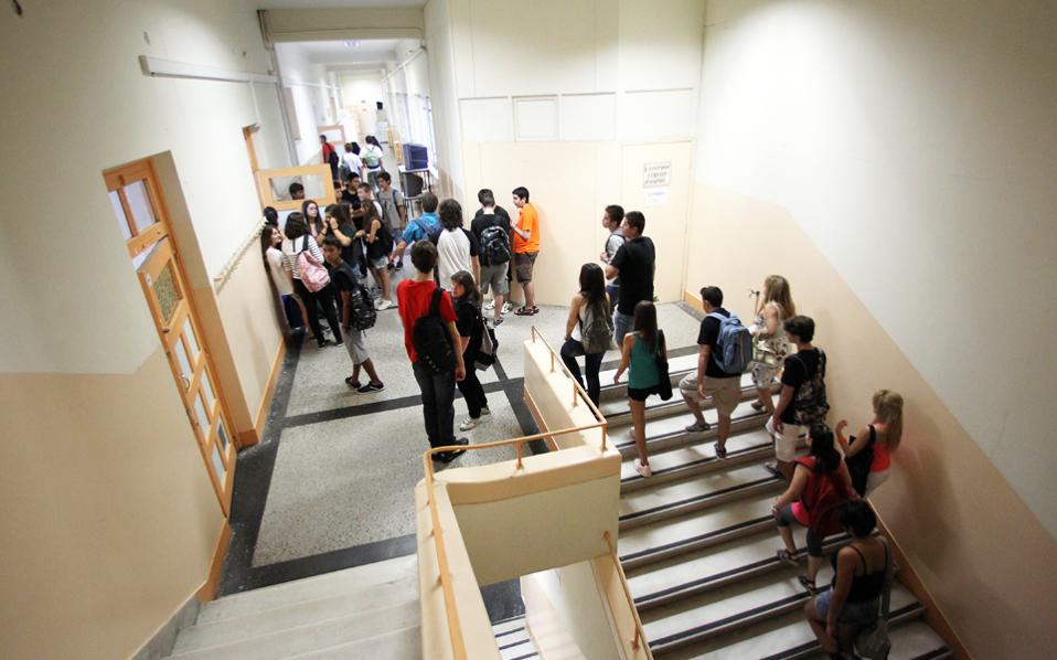 γονείς-εθελοντές-στηρίζουν-σχολεία-2105554