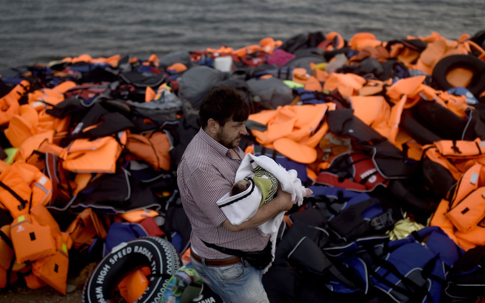 5-000-αφίξεις-καθημερινά-στη-λέσβο-2105000