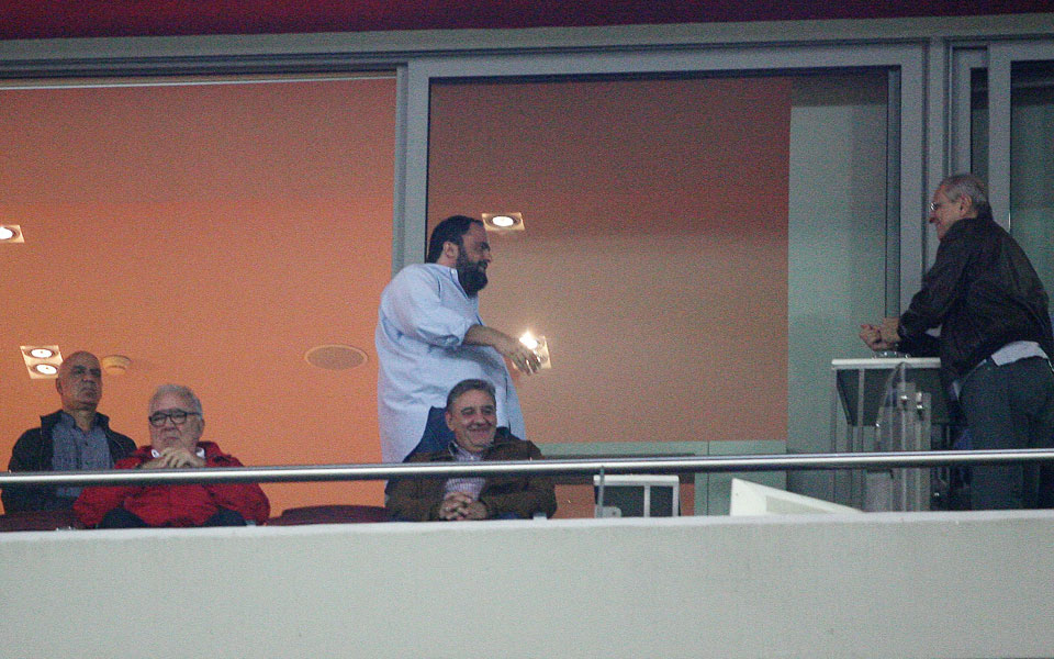 πόλεμος-και-ερείπια-2106827