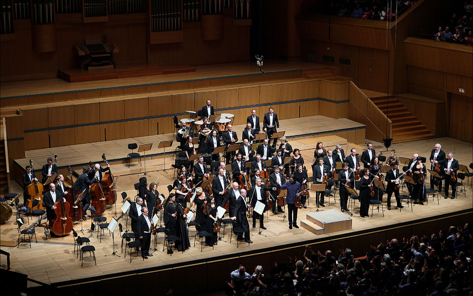 ζητείται-επειγόντως-λύση-για-το-μέγαρ-2107144