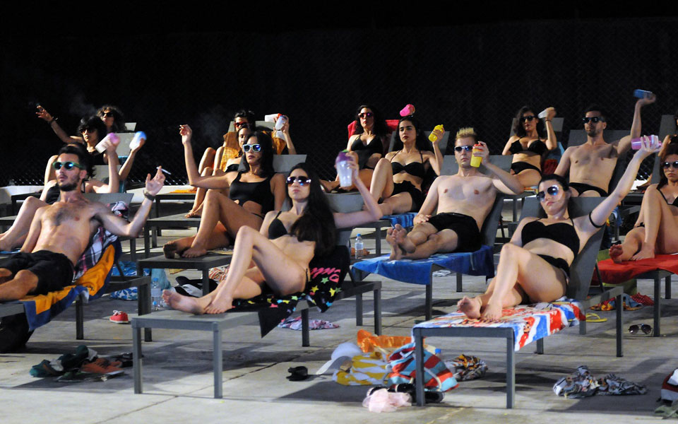 μονόλογοι-με-μοιρασμένους-ρόλους-2105095