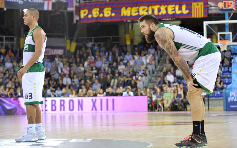 συντριβή-παο-στη-βαρκελώνη-2108233