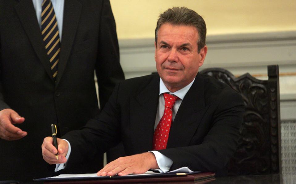 ενταση-στη-βουλή-με-αφορμή-τις-σφαίρες-2108164