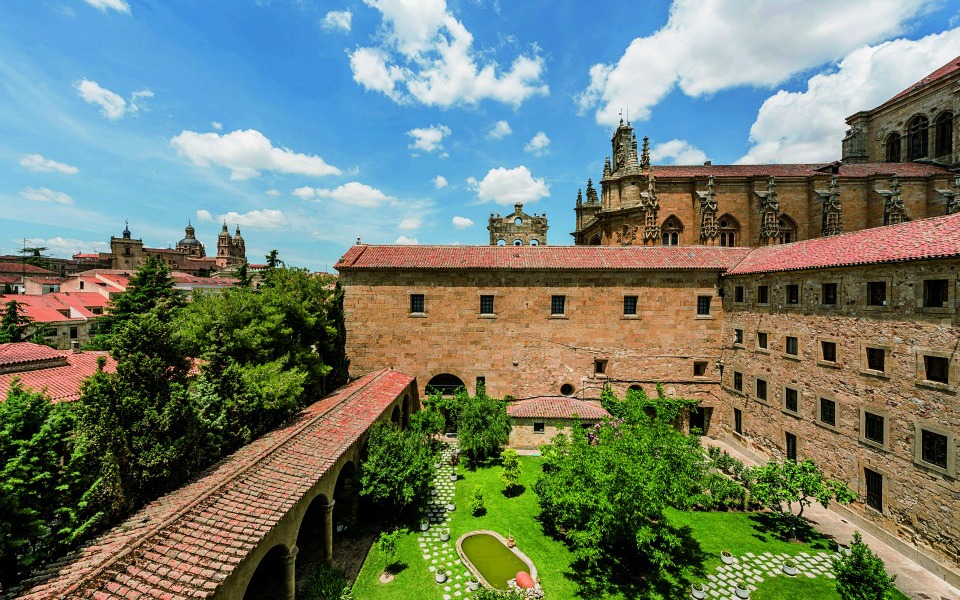 luxury-on-a-budget-2108371