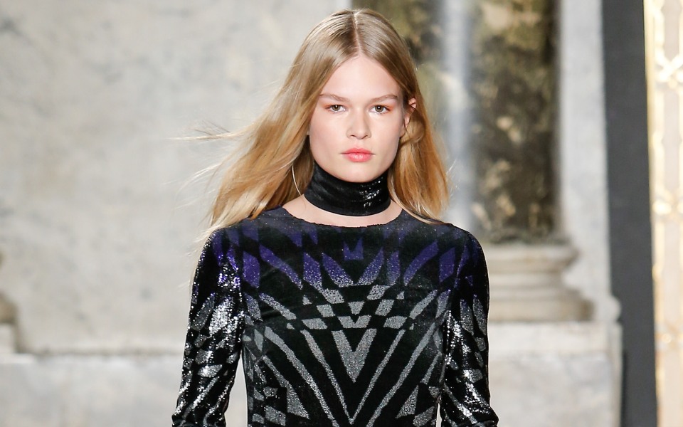 editors-choice-λαμπερά-μαλλιά-2105376