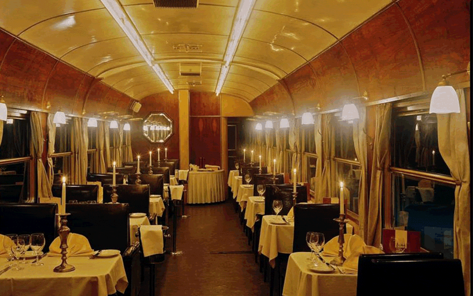 τρένο-στο-ρουφ-η-ώρα-της-διεθνούς-ανα-2105103