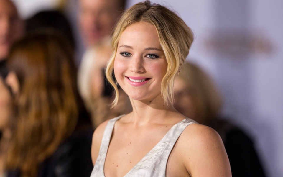jennifer-lawrence-ένα-γράμμα-για-τις-ανισότητες-των-φ-2106000
