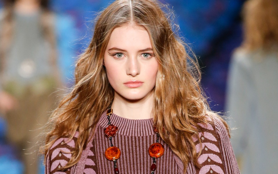 σκιές-σε-γήινες-αποχρώσεις-για-κάθε-beauty-look-2106256