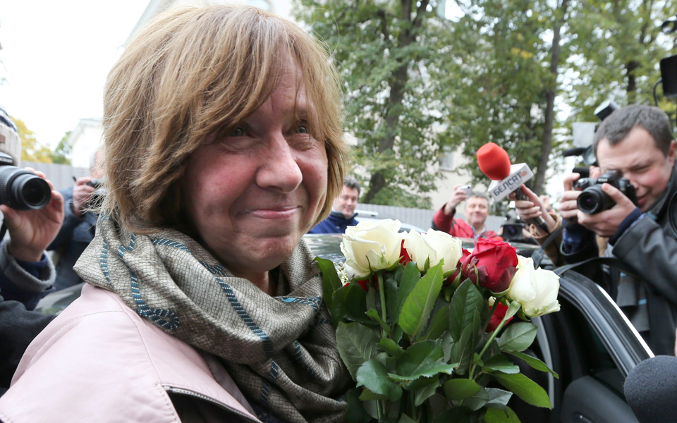 οταν-η-κ-συνάντησε-τη-σβετλάνα-αλεξί-2105161