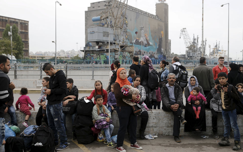 περιμένουν-ακόμα-και-μέρες-στην-ουρά-γ-2107131