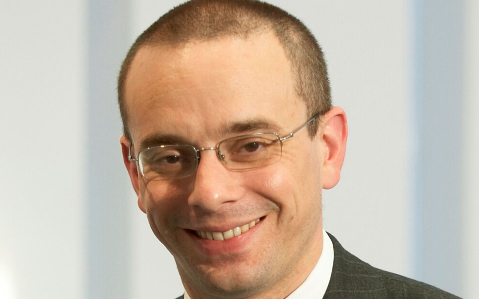 πολ-ντόνοβαν-πολιτικό-και-όχι-οικονο-2105538