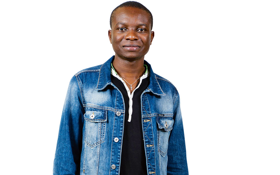 ζυλιέν-πρόσφυγας-το-2011-αριστούχος-το-2015-2107749