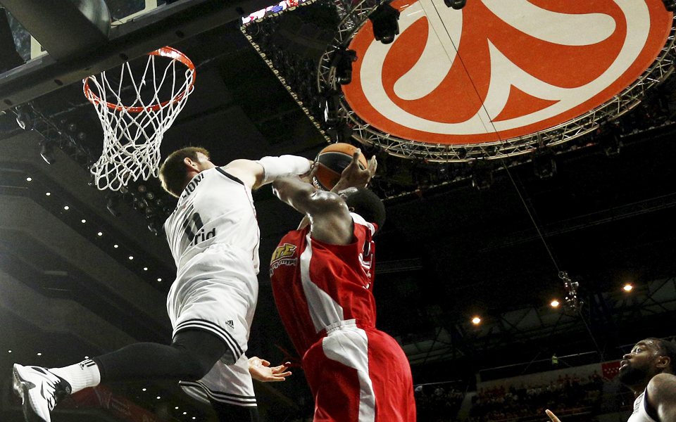 τσάμπιονς-λιγκ-και-στο-μπάσκετ-2108982