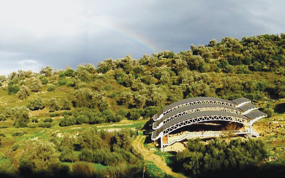 oυράνιο-tόξο-στην-εκδήλωση-της-eλληνικής-2112360