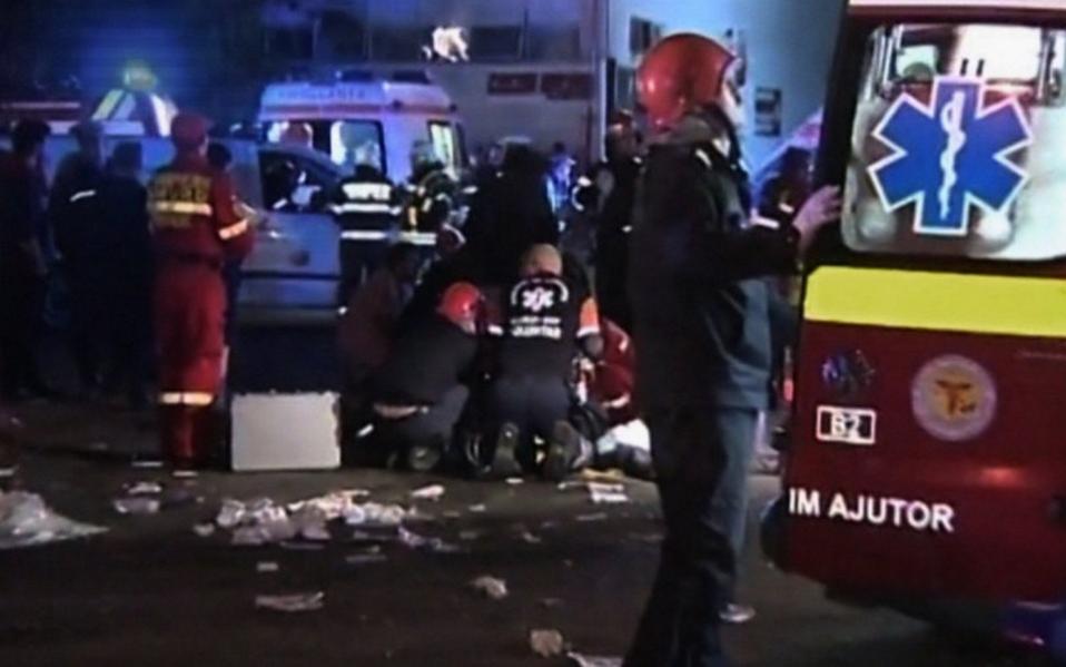 ρουμανία-την-μεταφορά-ασθενών-της-πυρ-2109656