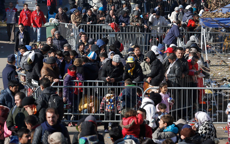 η-αυστρία-σηκώνει-φράκτη-με-τη-σλοβενί-2110285