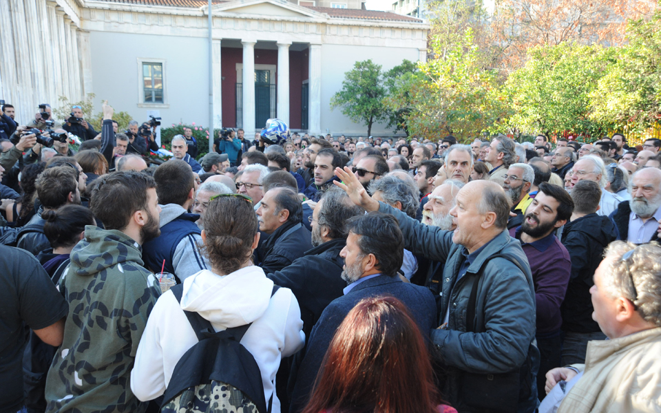 μια-διαφορετική-17η-νοεμβρίου-2110772