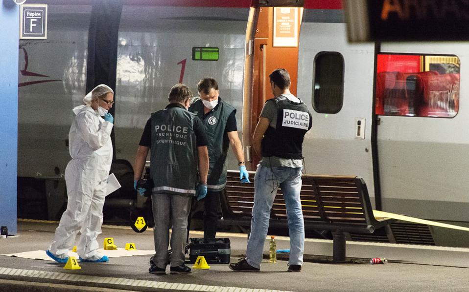 σαφείς-ενδείξεις-ότι-το-διαβατήριο-εί-2110987