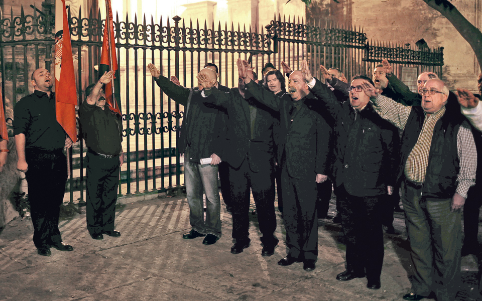 οι-ιστορικοί-αντιμέτωποι-με-τους-μύθο-2111279