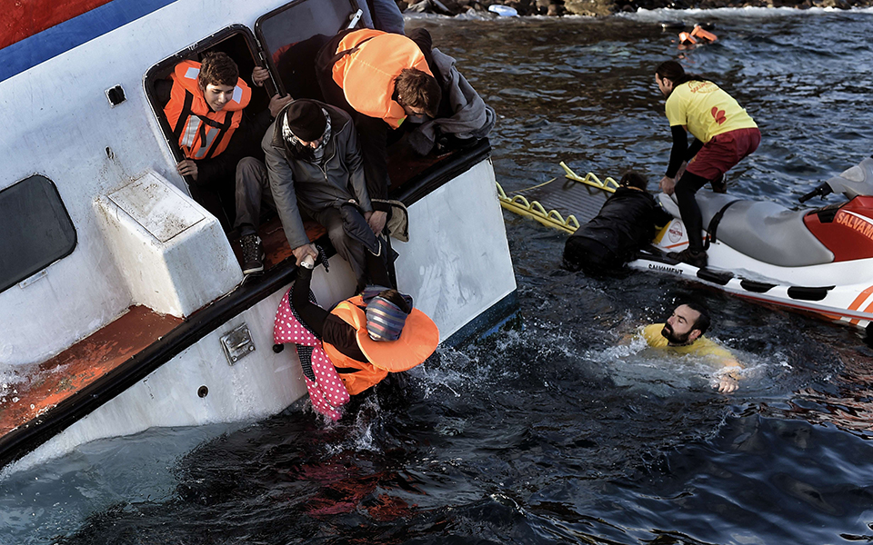 επτά-μικρά-παιδιά-νεκρά-σε-ναυάγιο-στα-2109914
