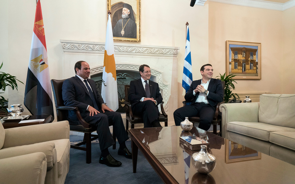 μάχη-ελιγμών-για-τις-αοζ-με-τίρανα-κά-2109559