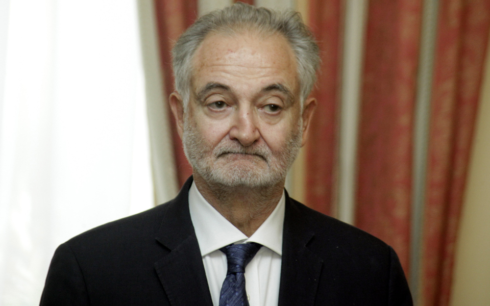 ζακ-αταλί-το-βερολίνο-ήταν-έτοιμο-να-ρι-2110420