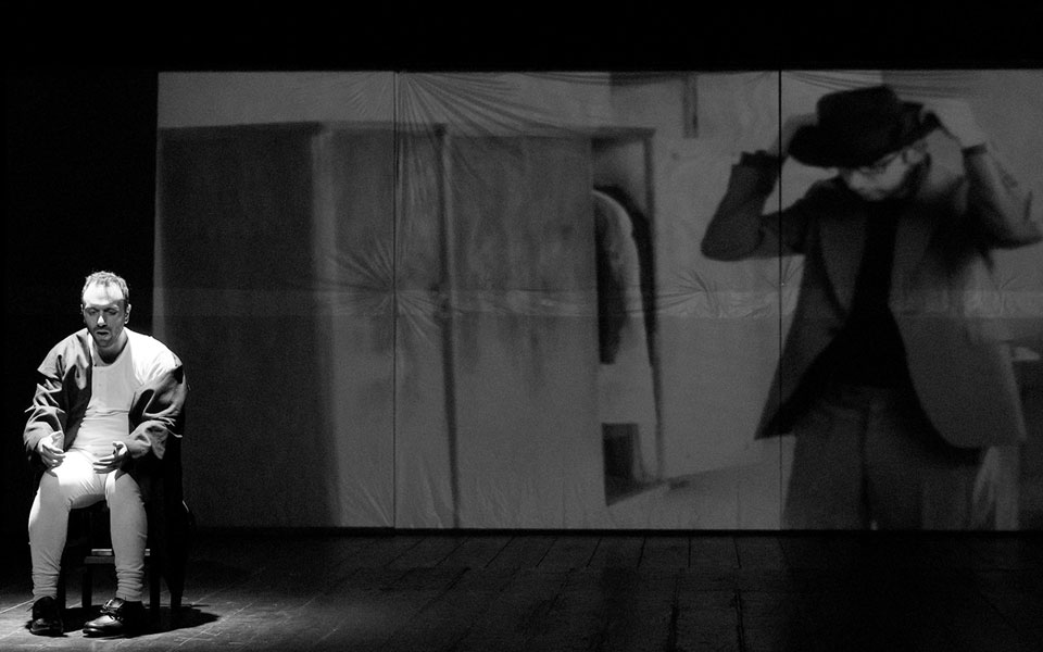 χειμωνιάτικο-ταξίδι-σε-σκηνική-μορ-2111468