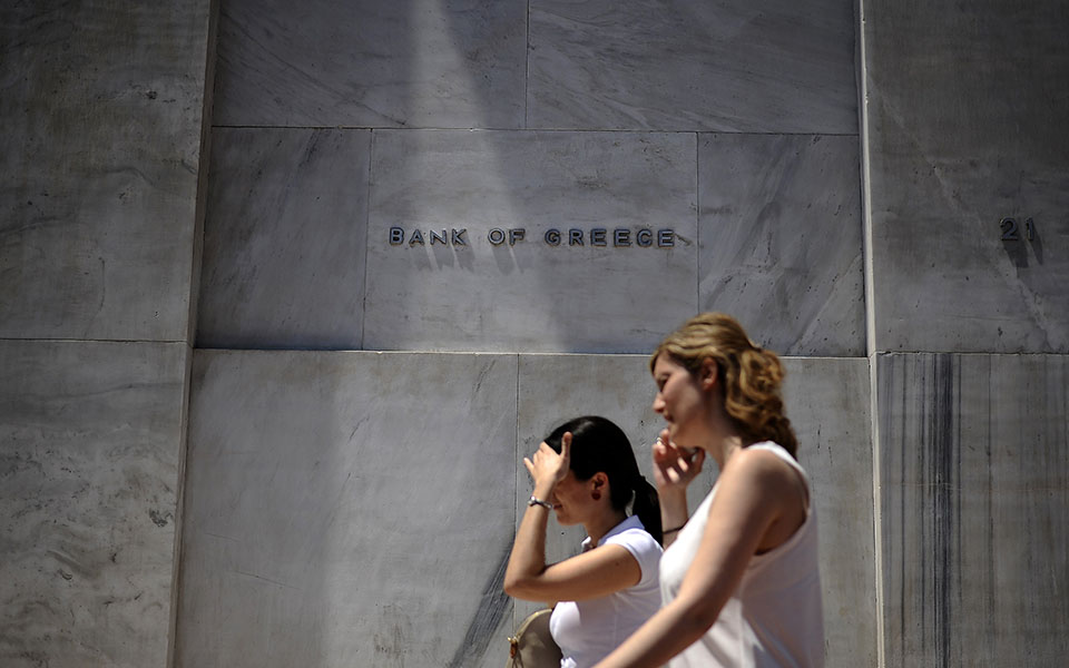 χρηματοδότηση-ιδιωτών-και-επιχειρήσ-2109637