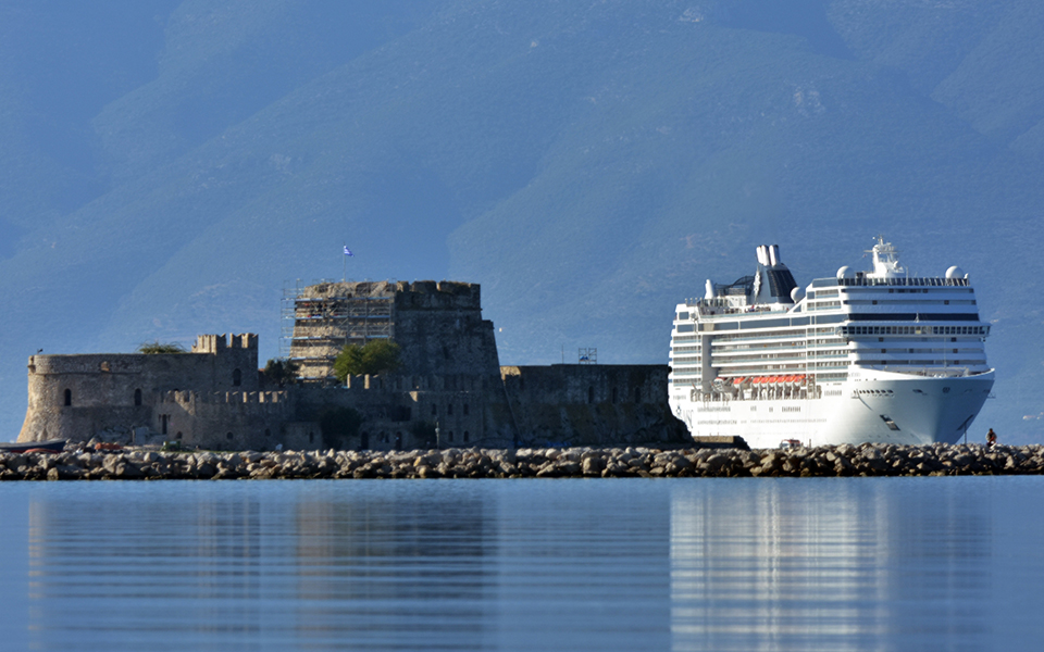 θετικά-τα-μηνύματα-για-τη-νέα-τουριστι-2112092