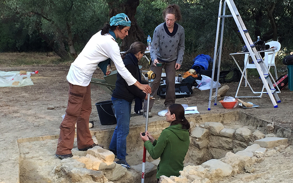 ο-τάφος-του-πολεμιστή-κρύβει-δεσμούς-φ-2108627