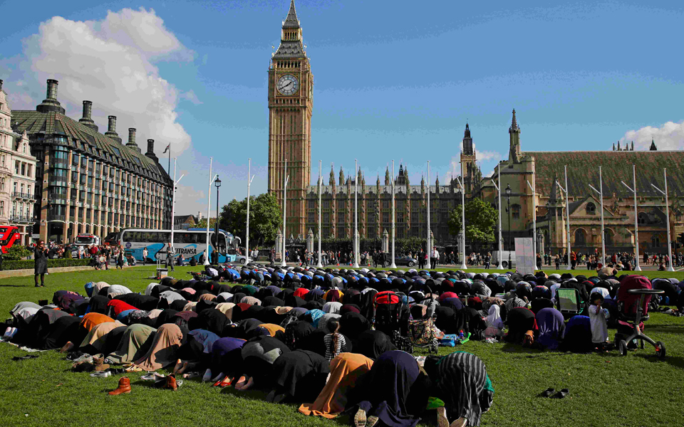 σ-τριανταφύλλου-το-μετριοπαθές-ισλάμ-2112003