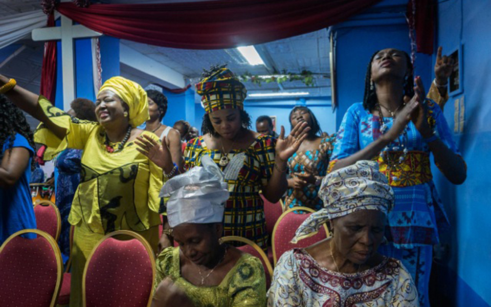 ενας-αθέατος-κόσμος-λατρεύει-τους-θ-2109912