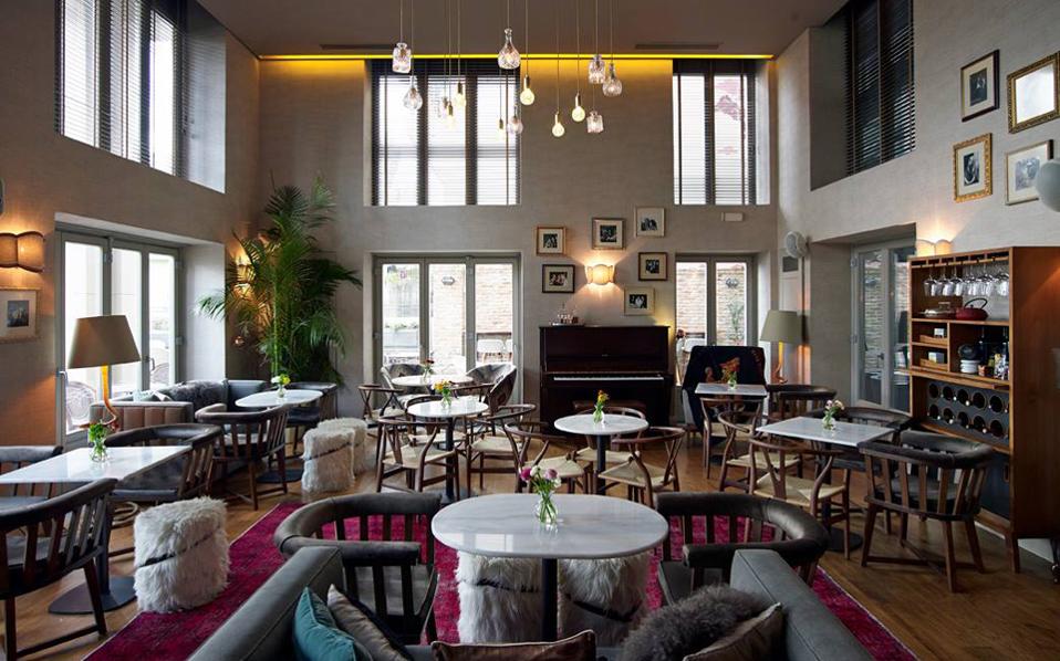 διάκριση-δύο-ελληνικών-ιστορικών-ξεν-2111127