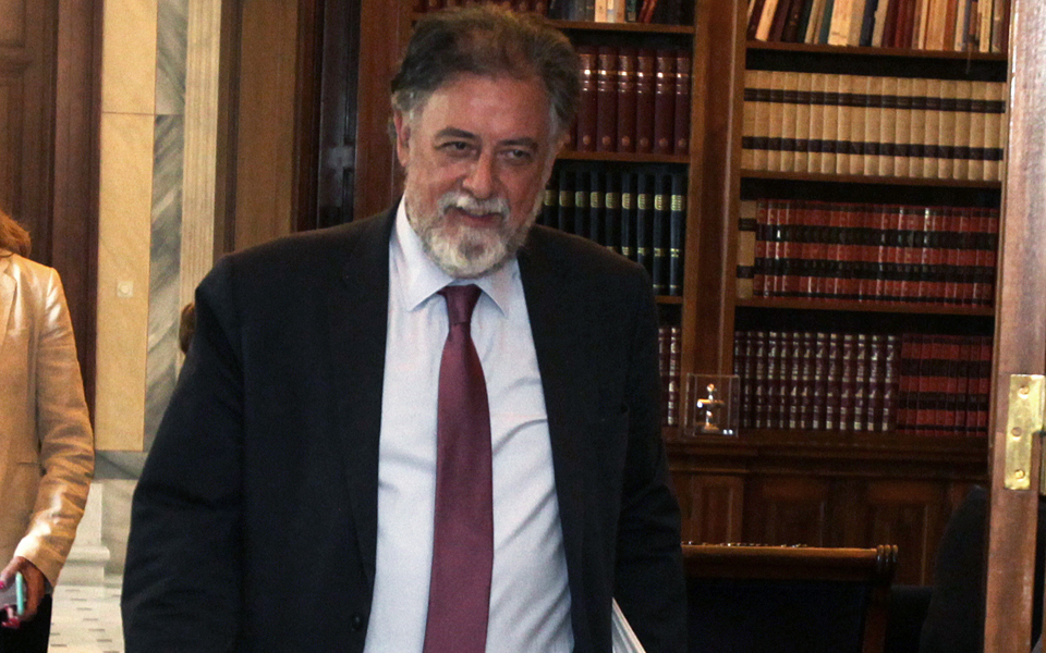 γ-πανούσης-μου-ζητούσαν-να-αφήσω-τα-2110431