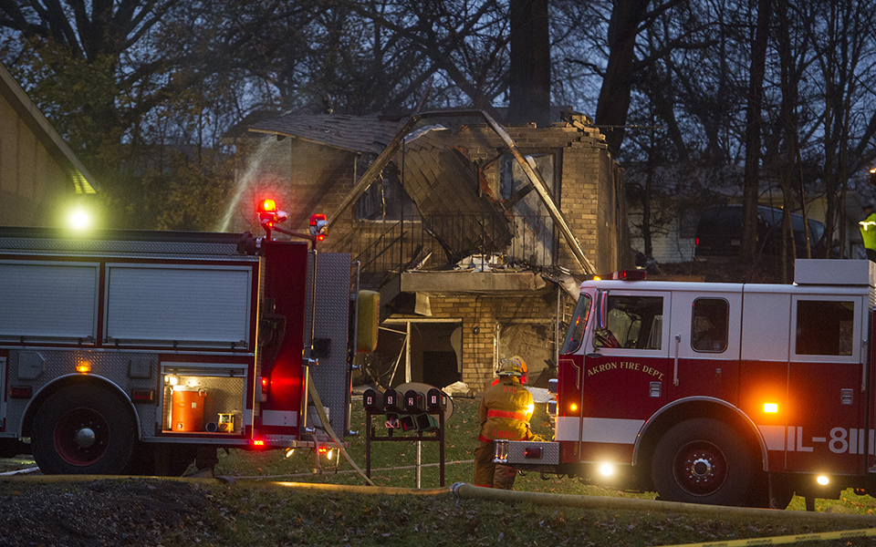 ηπα-αεροπλάνο-συνετρίβη-πάνω-σε-κατοι-2109951