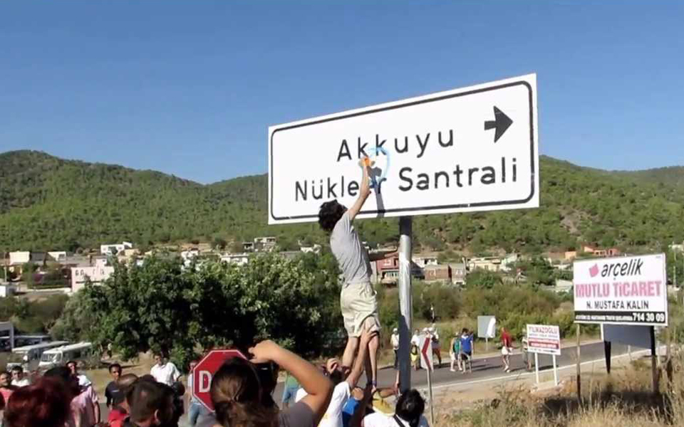 η-ρωσία-διέκοψε-την-κατασκευή-πυρηνικ-2113759