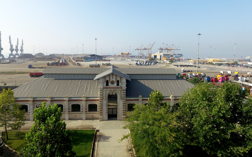 στα-σφαγεία-το-νέο-φιλόδοξο-πείραμα-τη-2114532