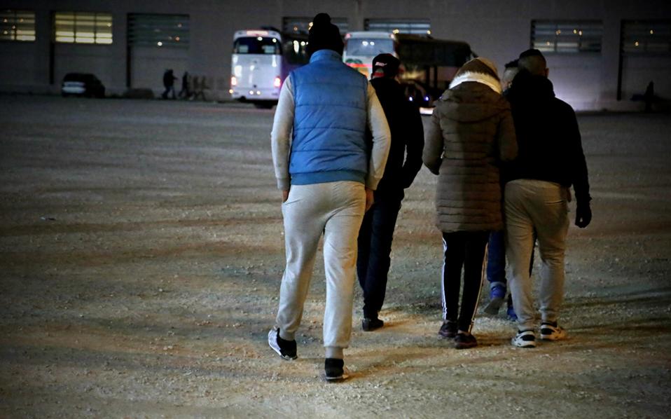 μετακινήσεις-μεταναστών-στο-γήπεδο-χ-2115052