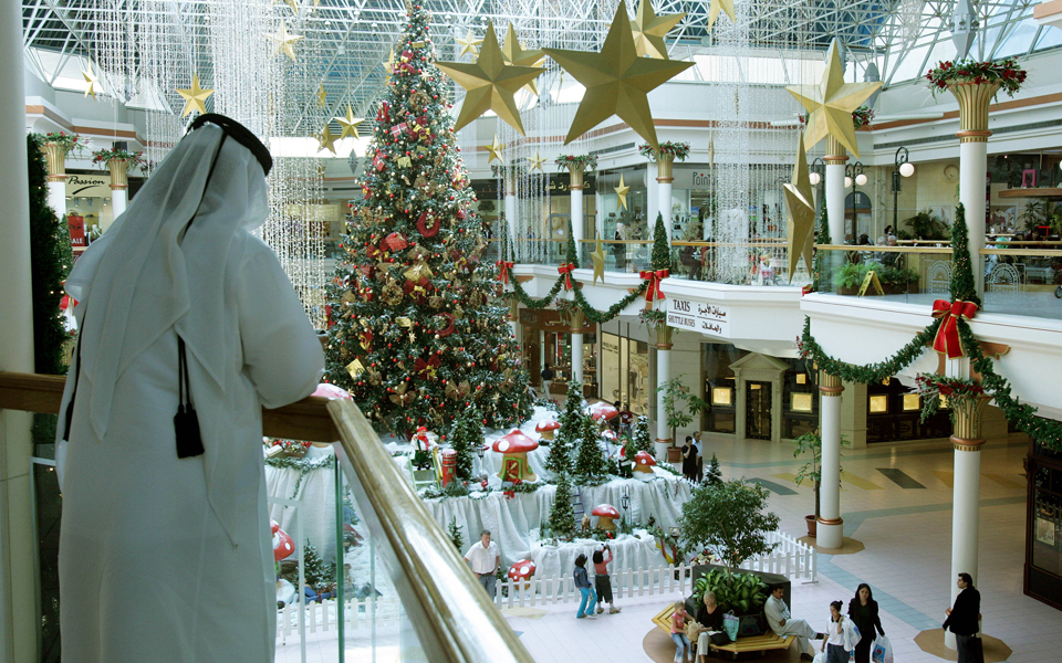 πληθαίνουν-διαρκώς-τα-εμπορικά-κέντρ-2115314