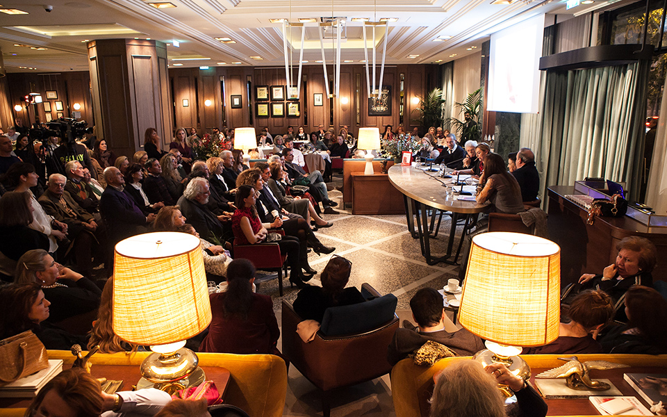 zonars-εγκαίνια-με-την-απάνθρωπη-ειλικ-2114671